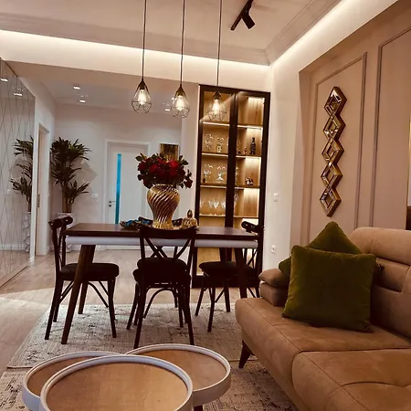 Golden Pearl Apartment Sarande